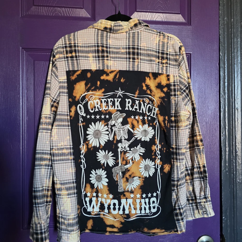 BUCKLE- La la Island Upcycled Yellow/black Flannel, Creek Ranch Wyoming Size S - Picture 12 of 12